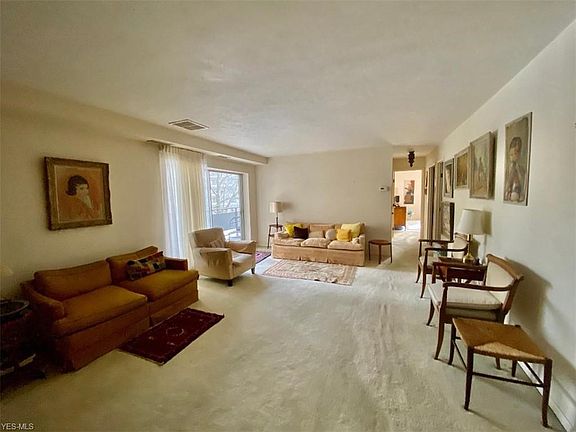 5th image of 2112 Acacia Park Dr APT 306