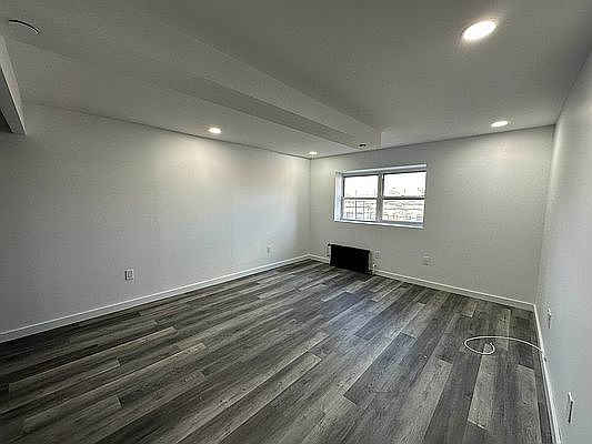 1st image of 853 Halsey St #5B
