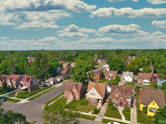 3rd image of 14311 Forrer St