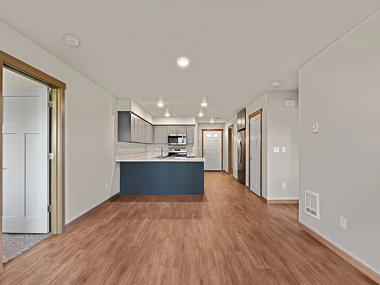 515 Telegraph Rd — Photo 21