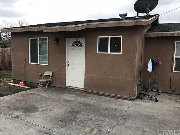 4th image of 9324 Holmes Ave