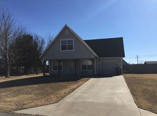 316 E 4th St, Skiatook, OK 74070