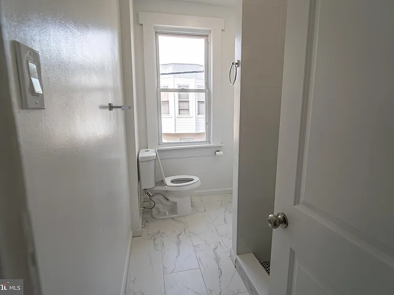 2410 Wharton St #2 — Photo 17