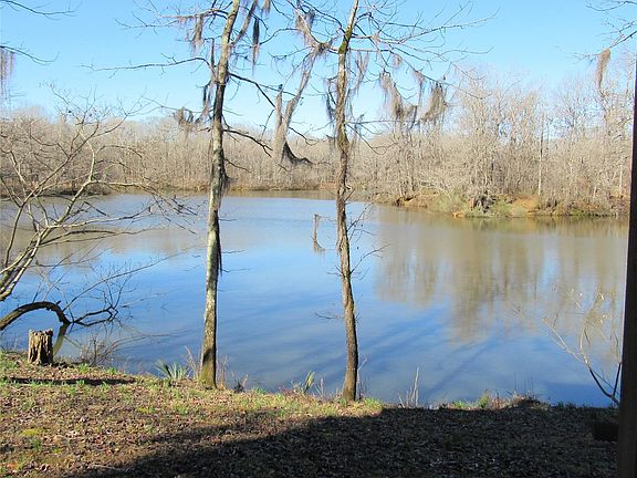 3rd image of 711 Byrdway Dr