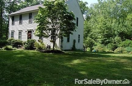 Linen color straight front colonial