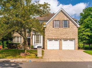 32 Blue Ridge Cir, Plainfield, NJ 07060
