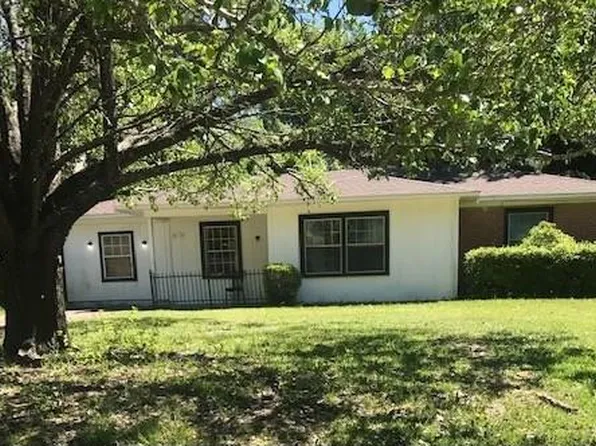 3021 Pickell Dr, Mobile, AL 36605