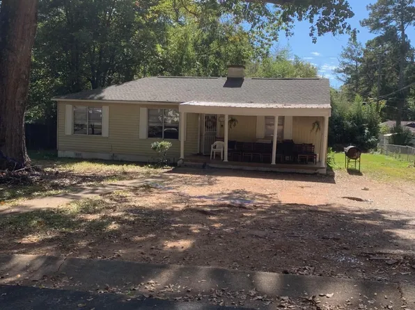 608 Roebuck Cir, Birmingham, AL 35215