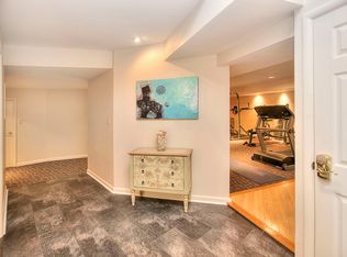37 Alwyn Ln, Weston, CT 06883