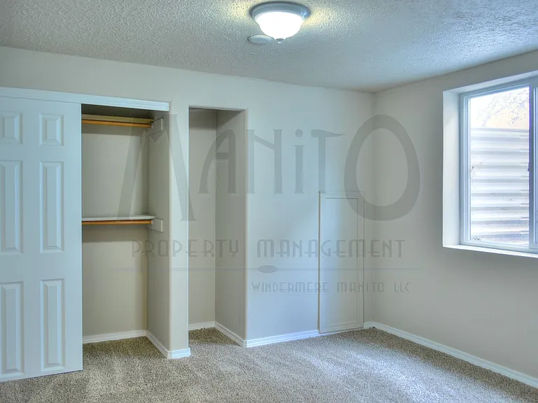 4017 E Grace Ave — Photo 14