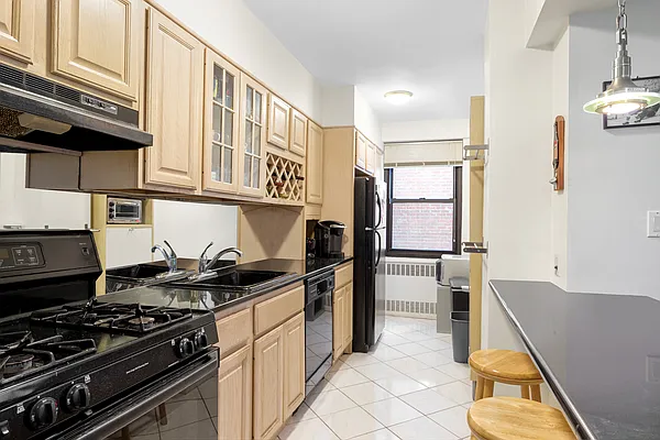 Rented by Compass | media 8