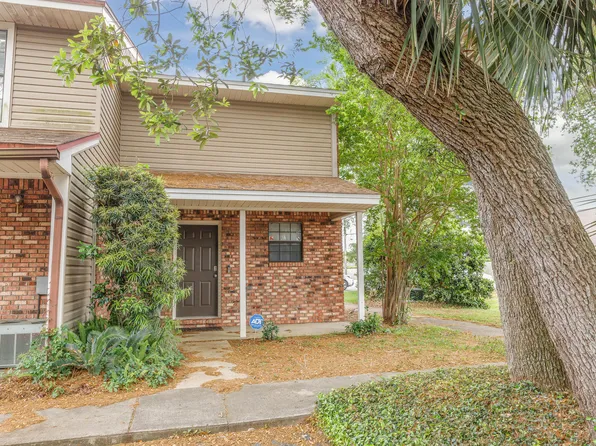 229 Carmel Dr Unit 1, Fort Walton Beach, FL 32547