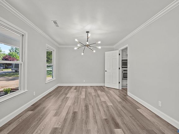 4th image of 14914 Clovercrest Dr SE