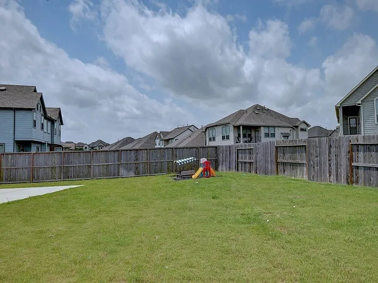 2543 Manor Valley Ct — Photo 27