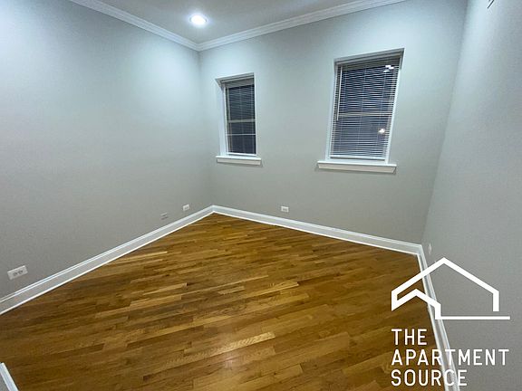 4th image of 2252 W Morse Ave #G