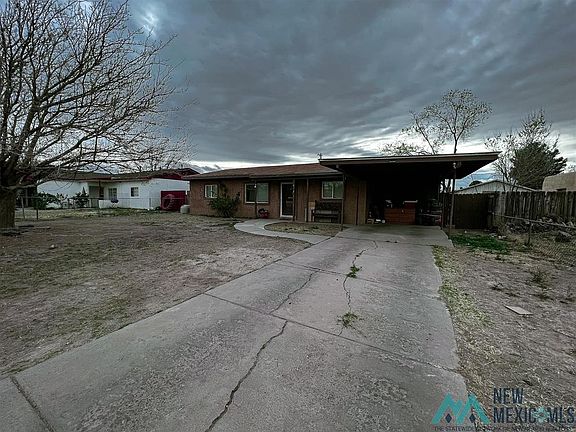 2nd image of 414 S Hemlock Ave