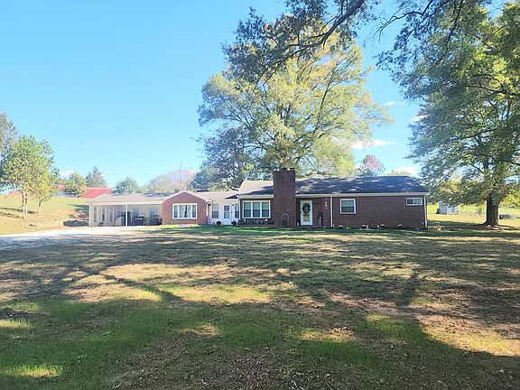 5th image of 4606 Wards Gap Rd