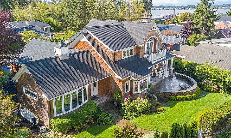 1st image of 433 77th Ave NE