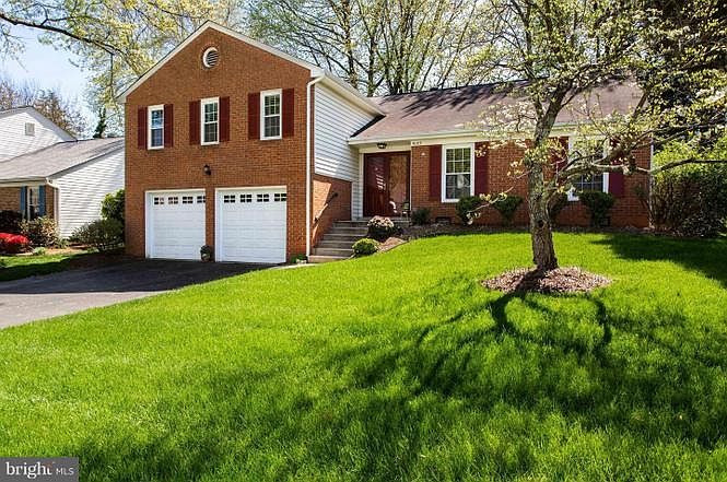 1st image of 5089 Queens Wood Dr