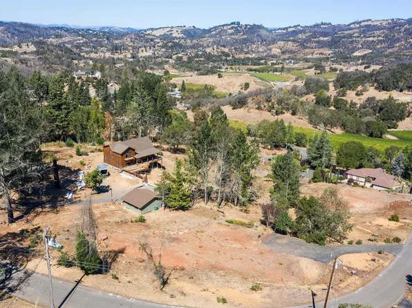 4945 Pinecroft Way, Santa Rosa, CA 95404