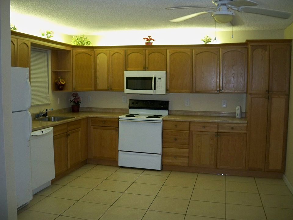Spacious Kitchen