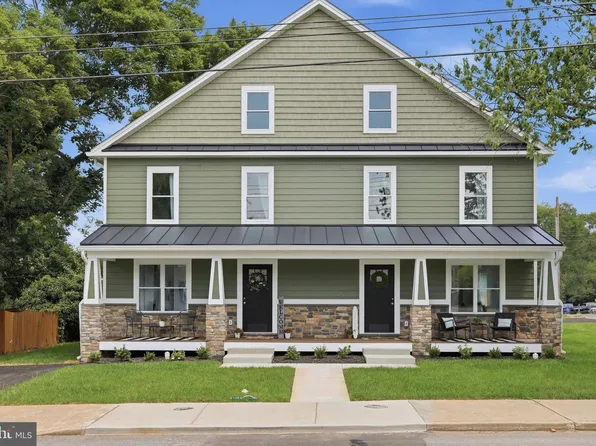 242 Blue Ridge Ave, Front Royal, VA 22630
