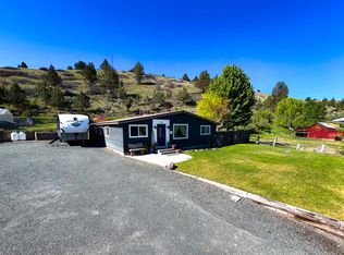 858 E Main St, John Day, OR 97845