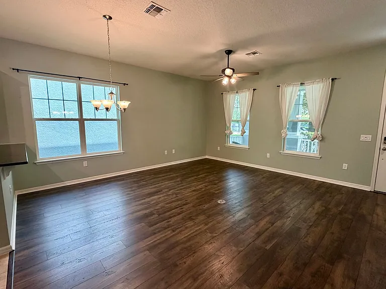 9137 Grand Island Way — Photo 17