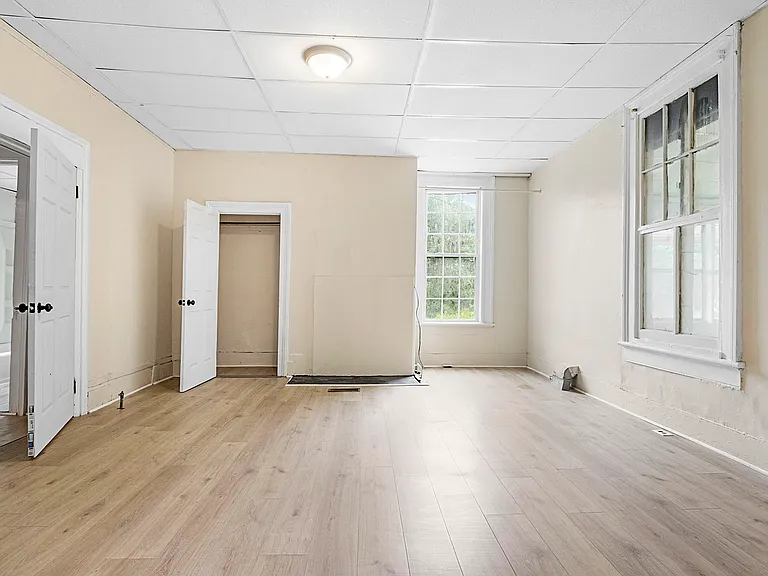 1394 Ross St — Photo 23
