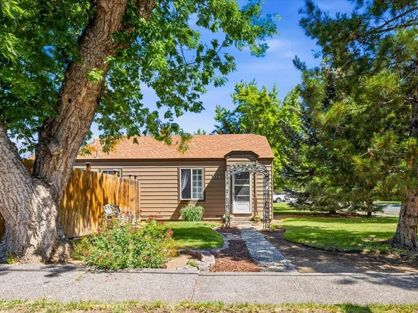 303 NW Birch Ave, Redmond, OR 97756