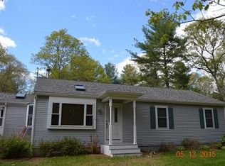 27 Edgehill Rd, Taunton, MA 02780