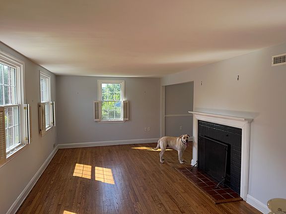 Living Room with working fireplace