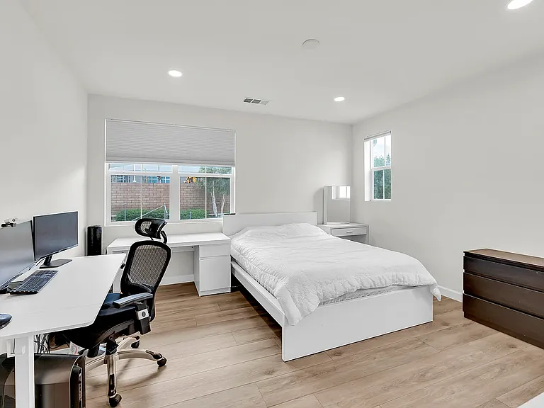 12338 Blue Sky Ct — Photo 19
