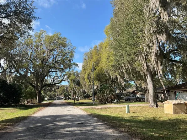 1764 SE 169th Ave, Silver Springs, FL 34488