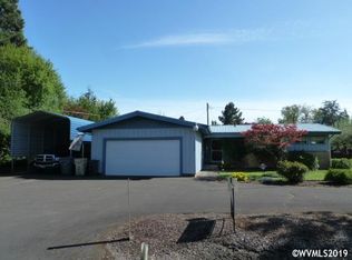 5240 SW Country Club Dr, Corvallis, OR 97333