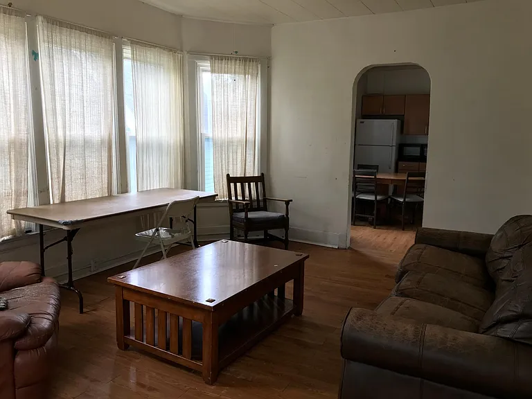 114 Stewart Ave — Photo 9