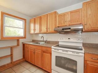 5 Sisson Ter, Lynn, MA 01902