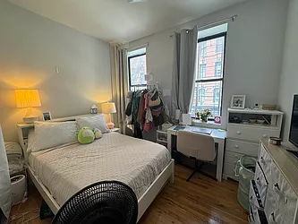 Rented by KNOCKKNOCK LLC