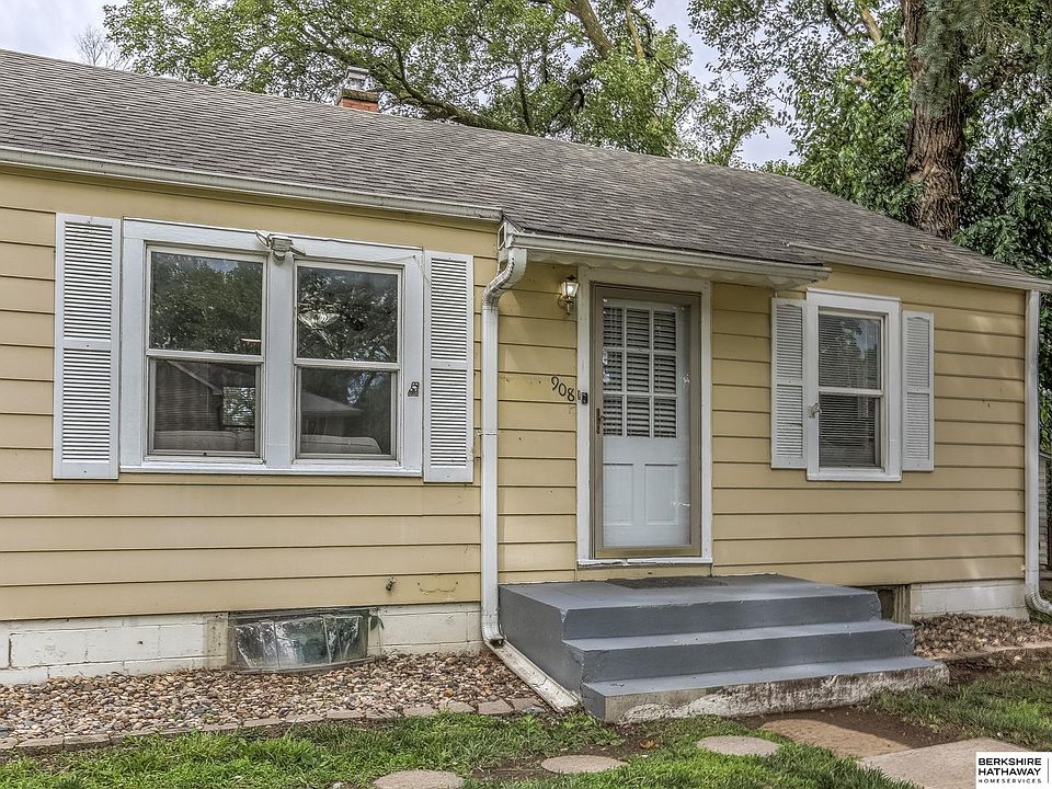 2nd image of 908 McLaughlin Cir