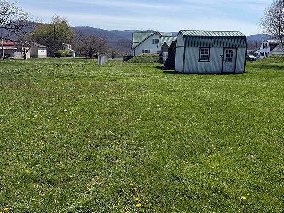 4th image of 527 Franklin Rd