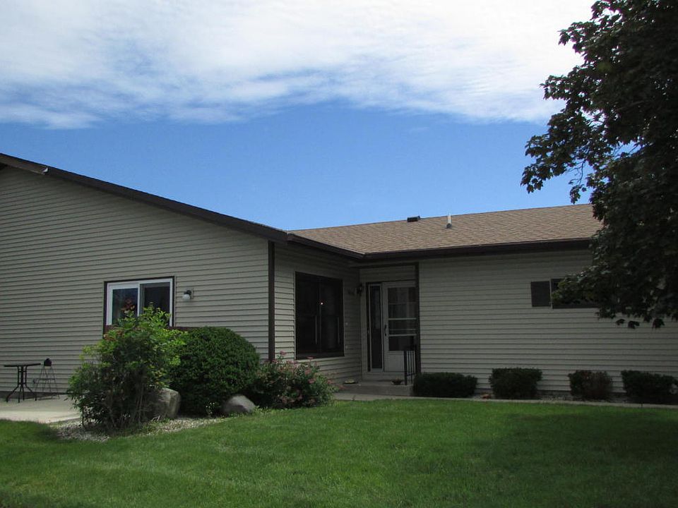 1st image of 10330 W Parkwood Dr