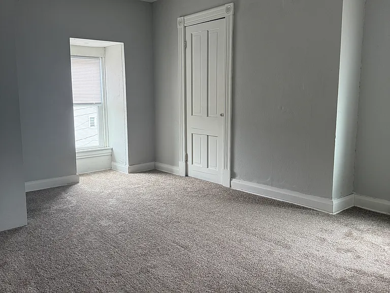 211 Sterling St — Photo 12