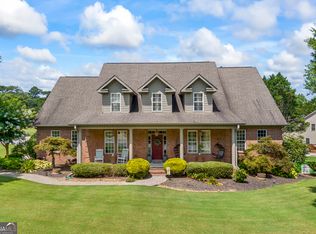 395 Reece Dr, Hoschton, GA 30548