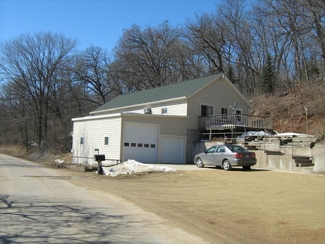 1st image of 4409 Blue Mounds Trl