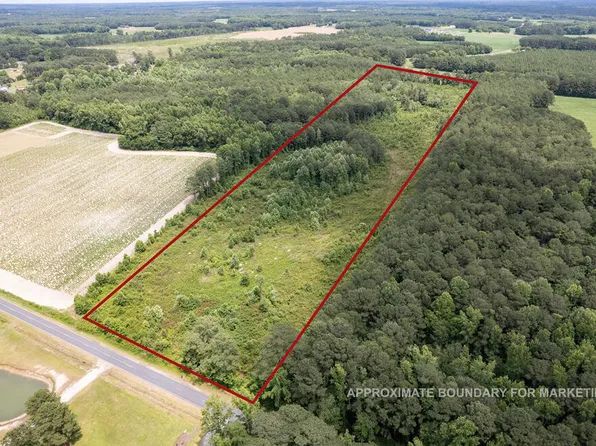 7400 Smithfield Rd, Godwin, NC 28344
