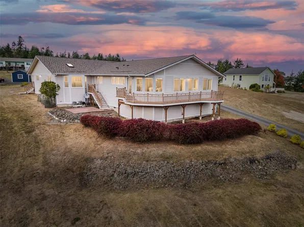 382 Discovery View Drive, Sequim, WA 98382
