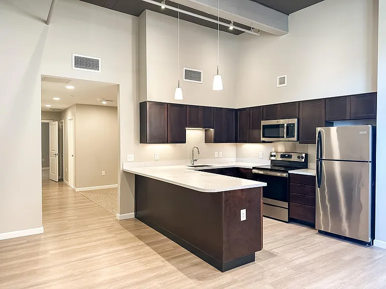 Chatham Lofts — Photo 35
