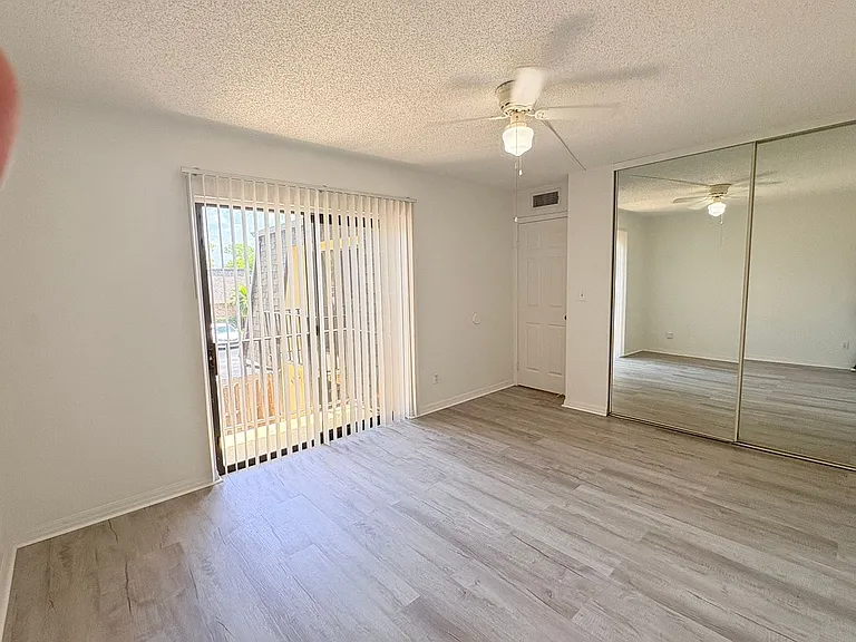 5584 Malt Dr #4 — Photo 7