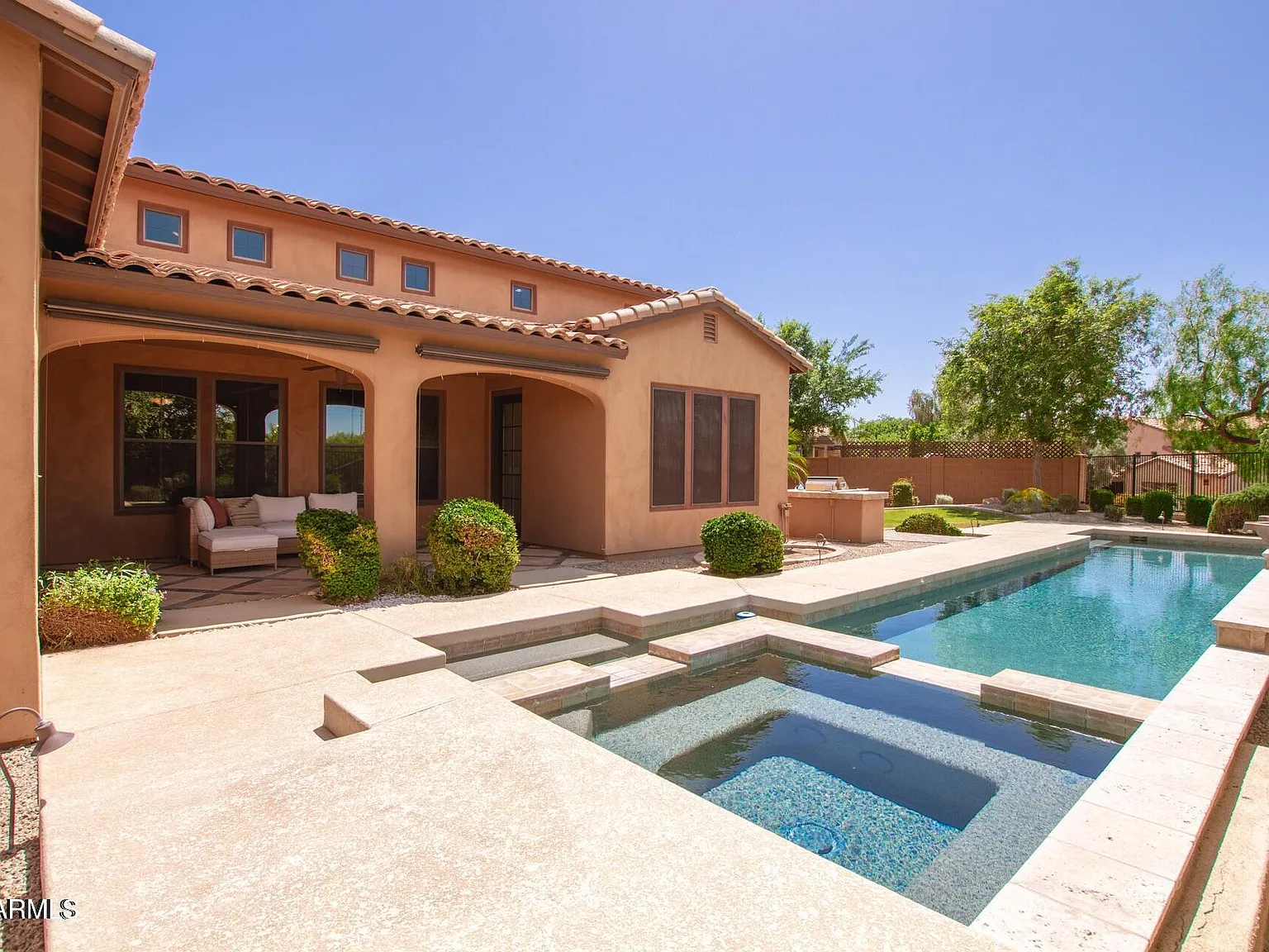 5 bed, 4.0 bath, 4219 sqft, $6,997 — Photo 2