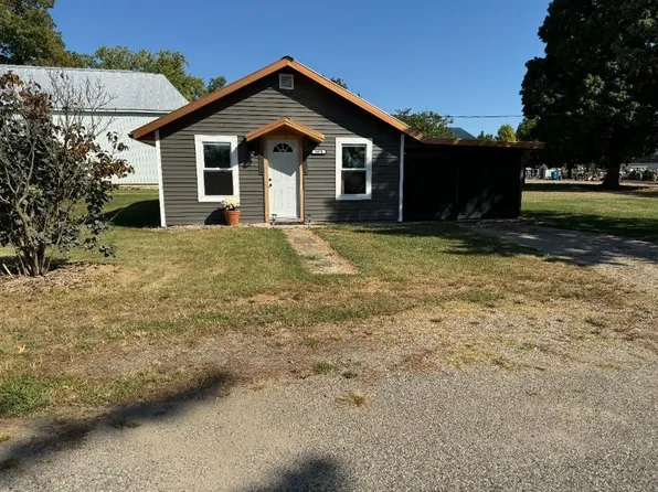 9470 W Parker St, Orland, IN 46776